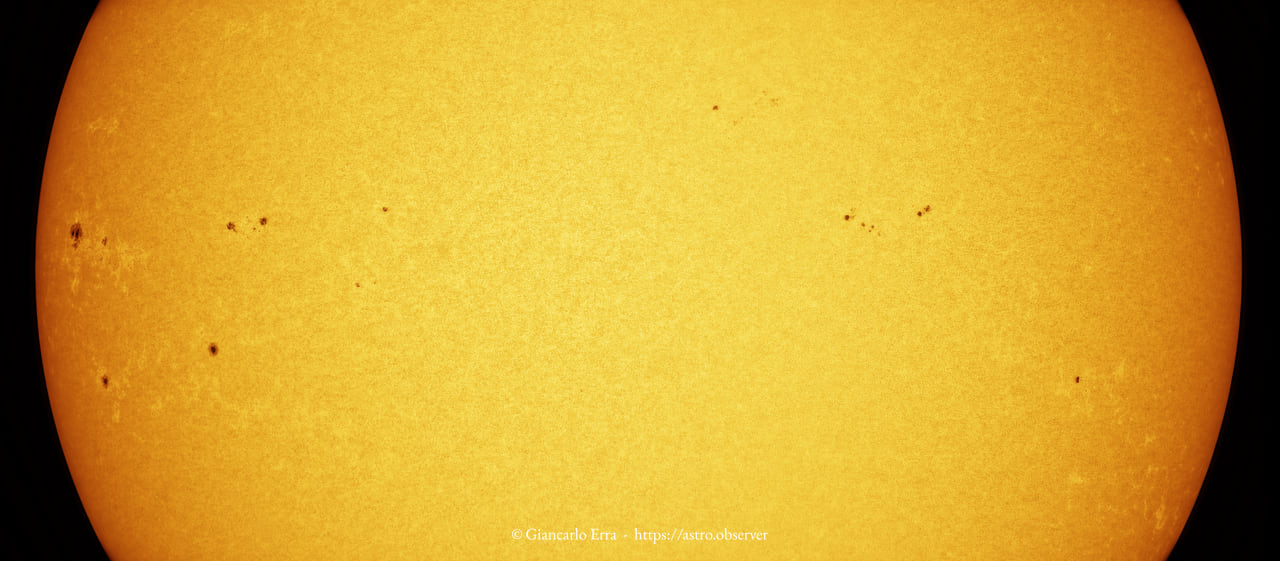 Sun photosphere in white light